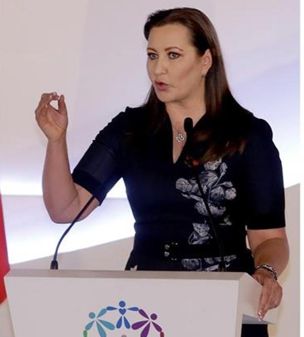 Nacida el 17 de diciembre de 1973, Martha Erika Alonso tenía una licenciada en Diseño Gráfico.