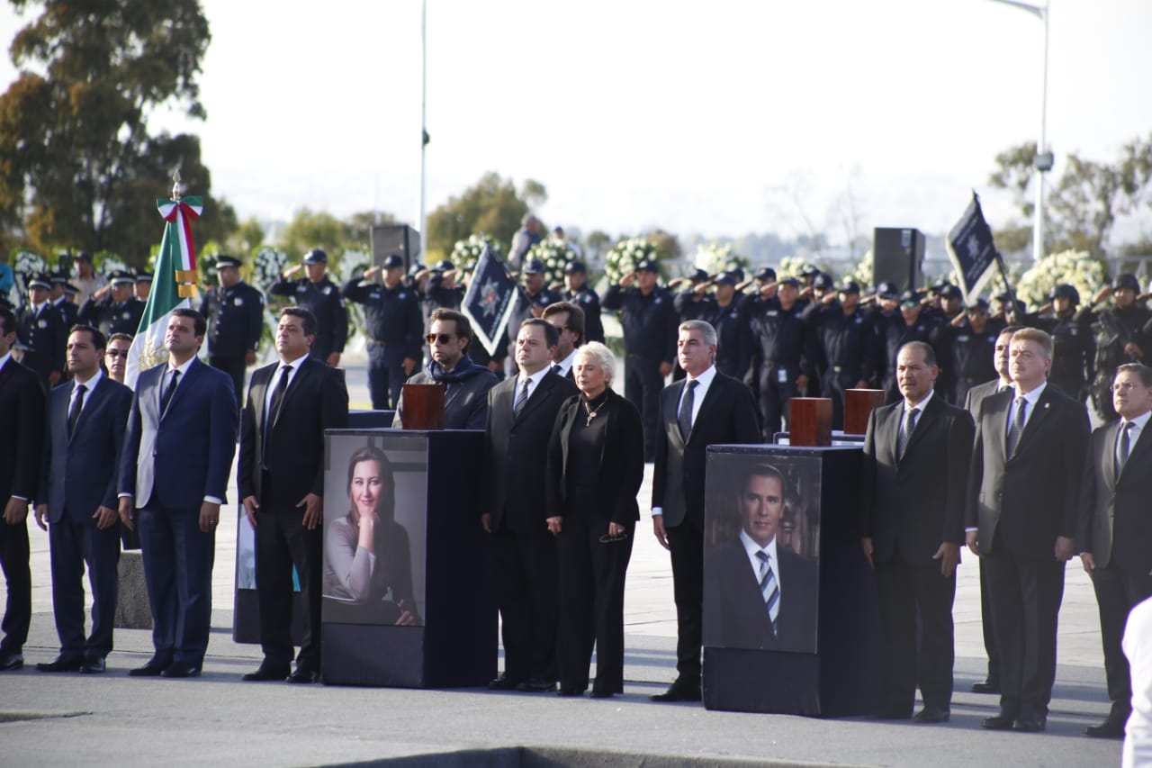 Olga Sánchez Cordero, secretaria de Gobernación federal, asistió al homenaje luctuoso de Martha Erika Alonso (Andrés Lobato)