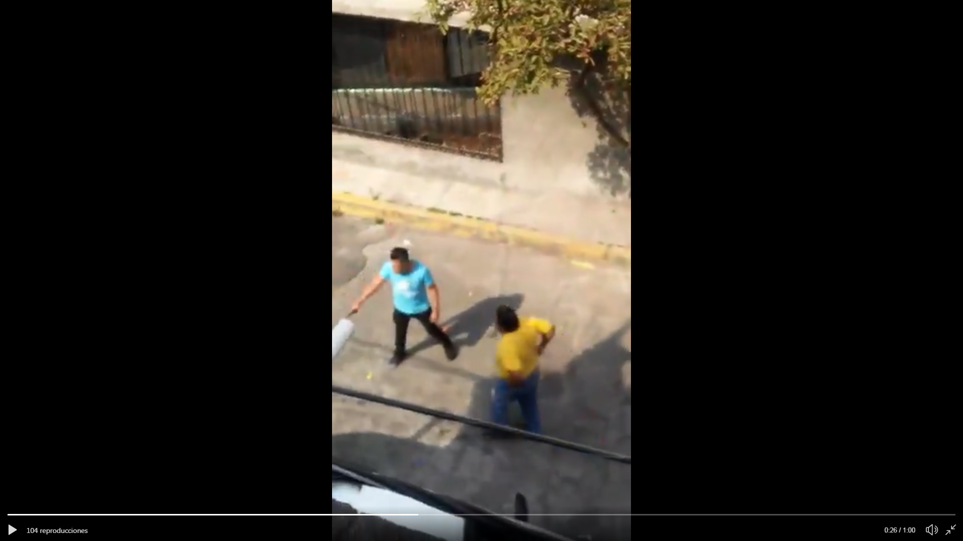 Los hombres se metieron a una casa (Tomada de video).