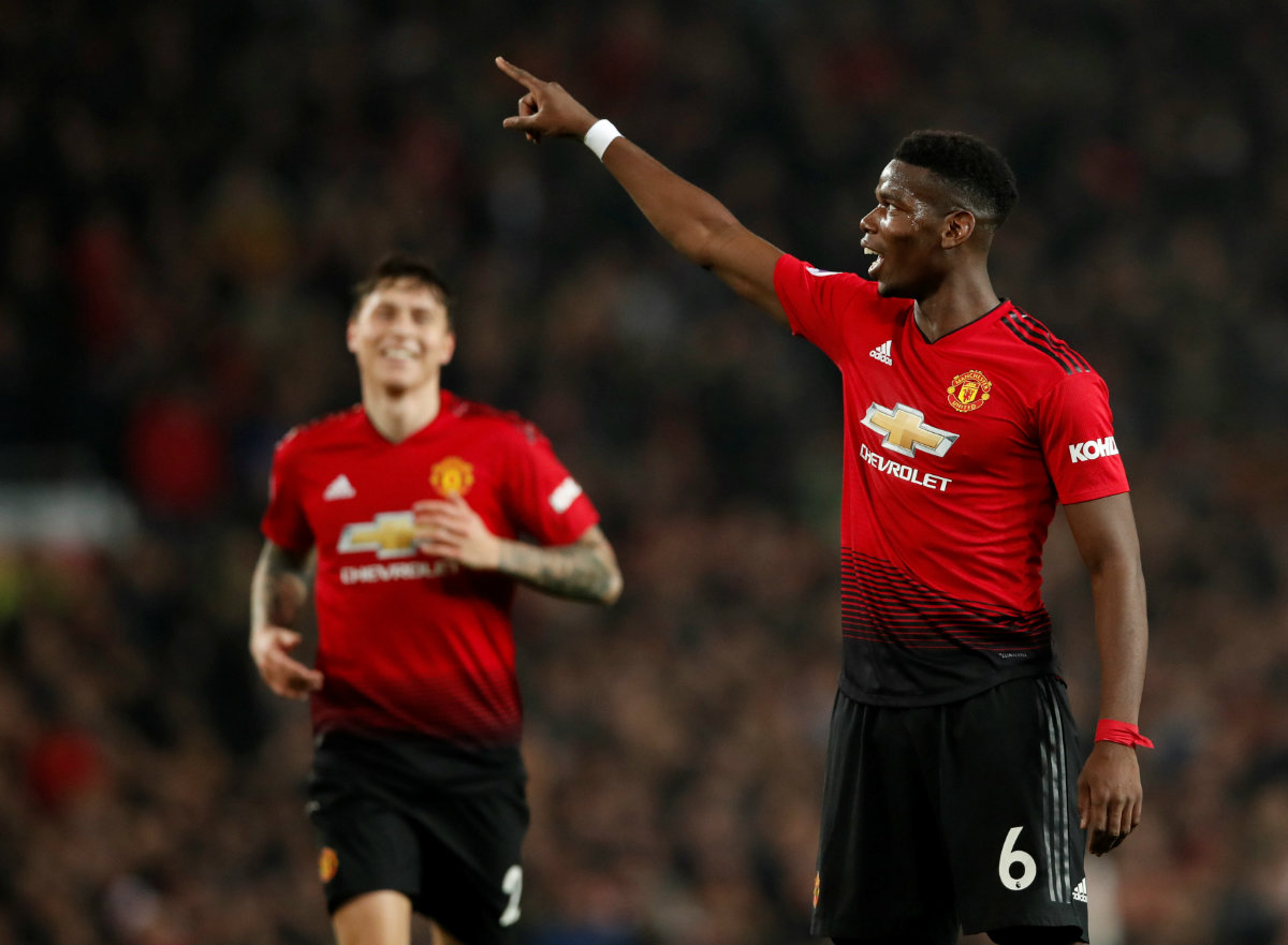 Paul Pogba marcó dos goles en la victoria del Manchester United (Reuters)