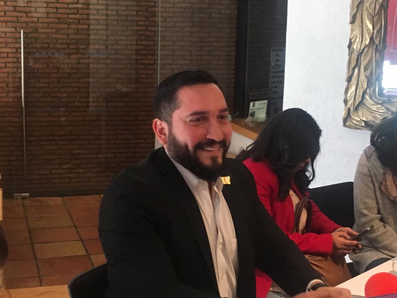 Arturo González Paolomino (Pablo Flores)