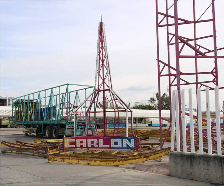 Las atracciones ya se preparan. DANY BÉJAR