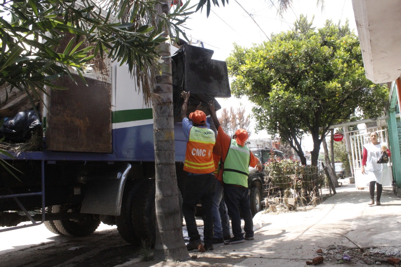 Recolecta SIAP 700 toneladas de cacharros de la ciudad