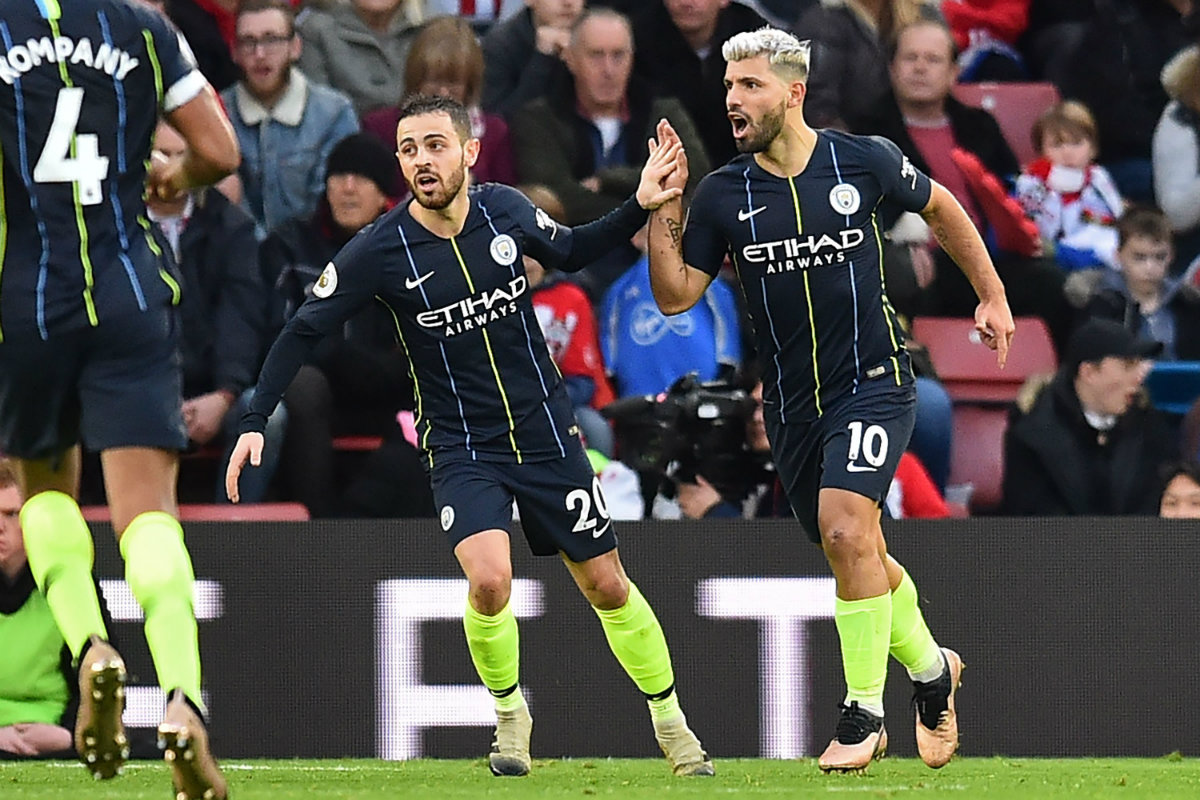 El Manchester City se aferra en la Premier League (AFP)