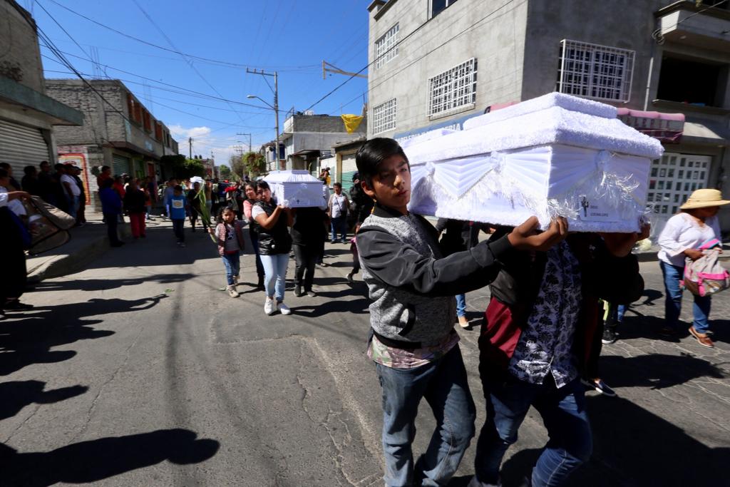 Policías capitalinos resguardaron el cortejo, acompañado por autoridades de la alcaldía de Iztapalapa. |Jorge Carballo