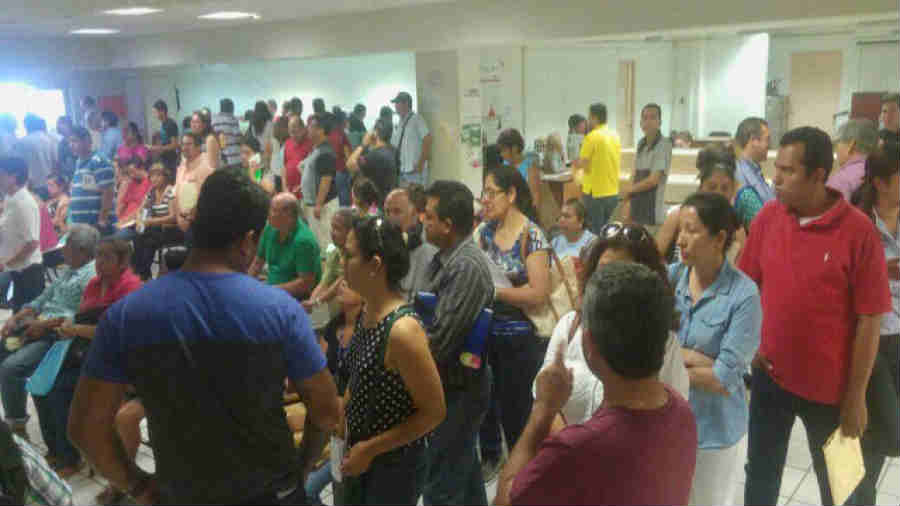 A último momento fueron hacer pago de adeudos y a aprovechar los descuentos.