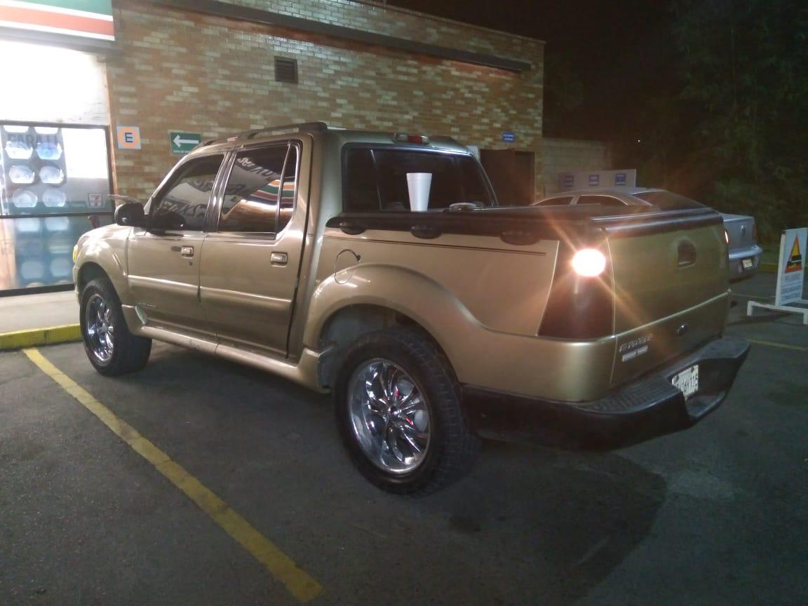 La camioneta asegurada cuenta con placas de Sonora. (Cortesía)