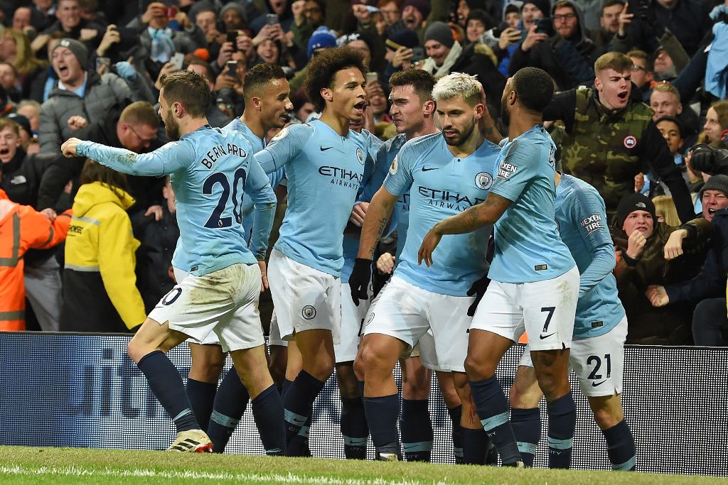Jugadores de Manchester City en festejo de gol (AFP)