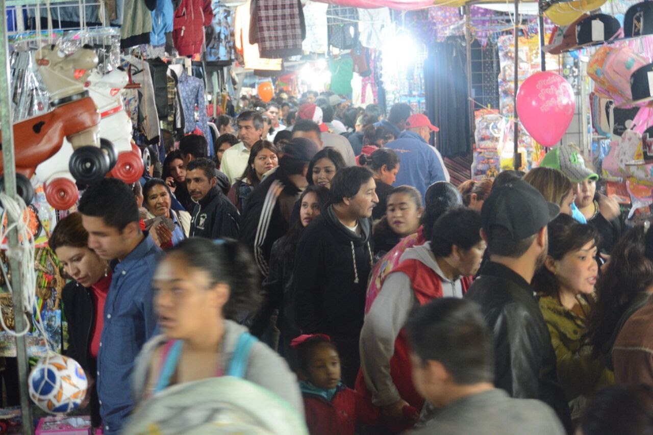 Instalan mercado de juguetes en Tula de Allende. (Cortesía)