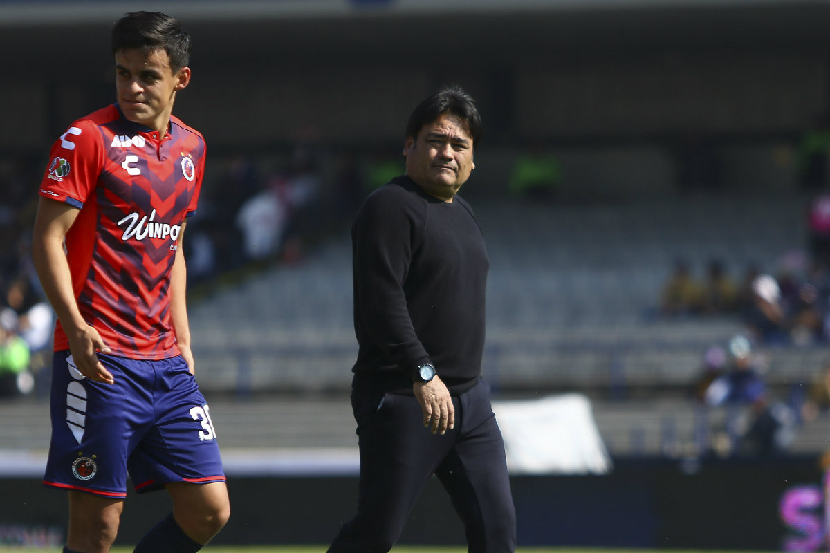 René Isidoro García estuvo presente en el partido de Veracruz Sub 20 ante Pumas en la Jornada 1 de la Liga MX (Imago7)