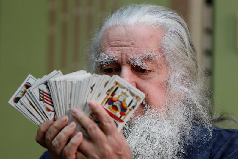También tuvo buenas predicciones para artistas internacionales. EFE