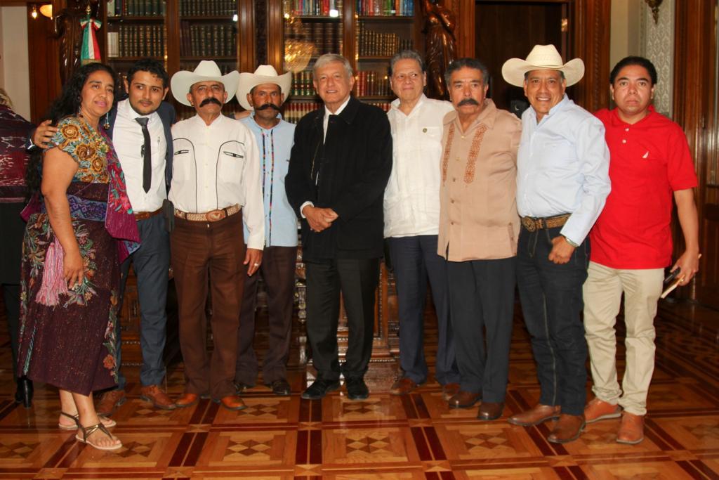 El Presidente se reunió con familiares de Emiliano Zapata.