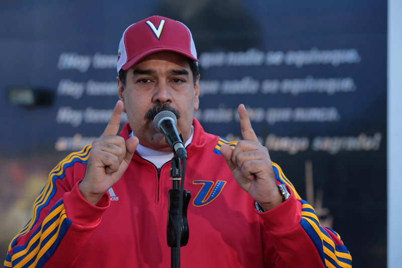 El presidente venezolano Nicolás Maduro iniciará el jueves su segundo mandato bajo una ola de críticas internacionales.