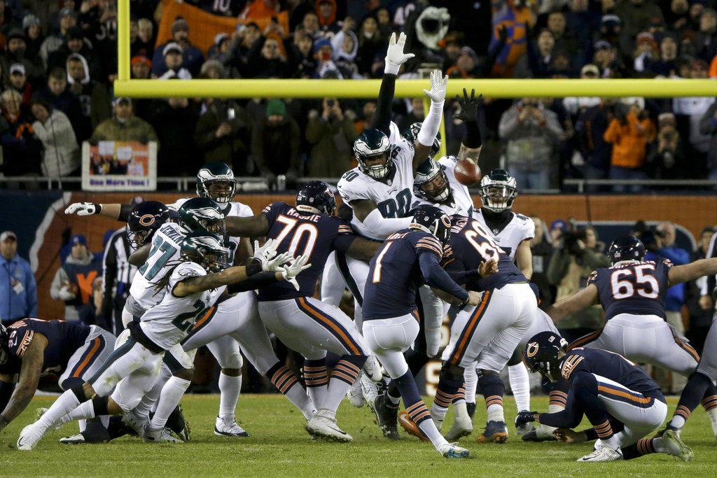 Treyvon Hester le tapó el gol de campo a Cody Parkey, oficializó la NFL (AP)