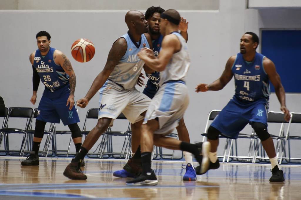Huracanes Tampico se enfrentó a Ángeles de Puebla.