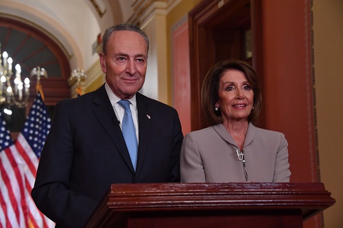 Representantes de los demócratas en el Congreso respondieron al mensaje de Donald Trump. (AFP)