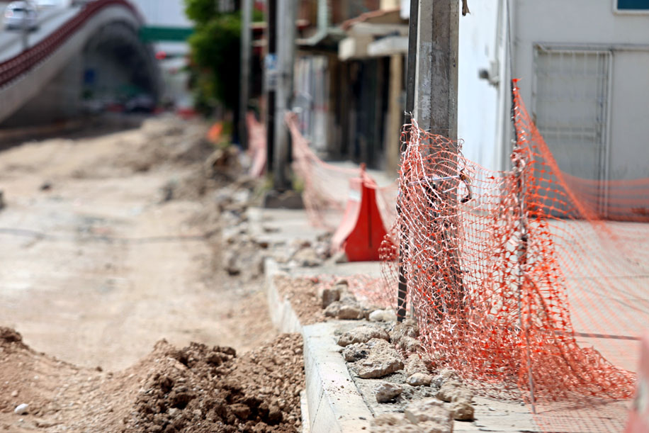 Actualmente continúan algunos trabajos que tienen que ver con el camellón central del bulevar Revolución que prevé elementos decorativos. (Notivox Dig