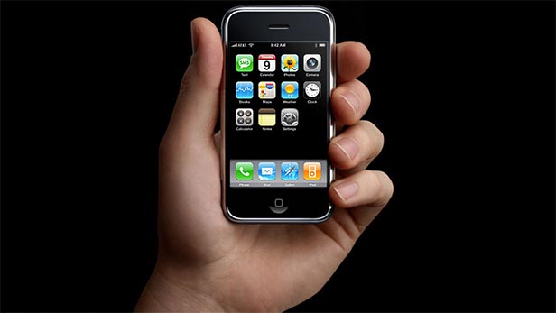 El primer iPhone fue presentado el 9 de enero de 2007. (Especial)