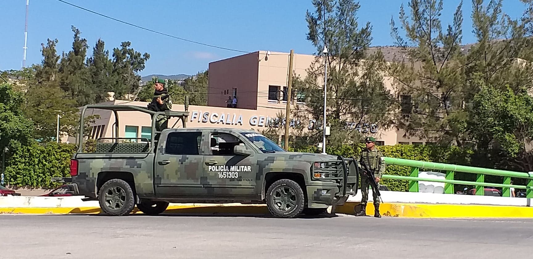 Peritos de la Fiscalía recuperaron por lo menos 17 cartuchos percutidos (Rogelio Agustín).
