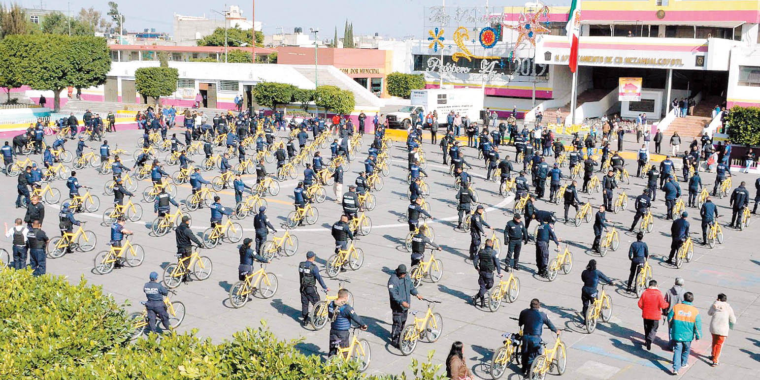 La mayoría de las bicicletas son prestadas. (Lauro Galicia)
