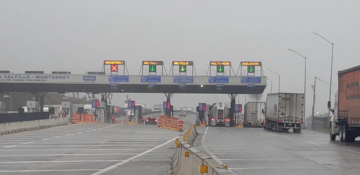 La vía federal fue bloqueada por las autoridades debido a la poca visibilidad.