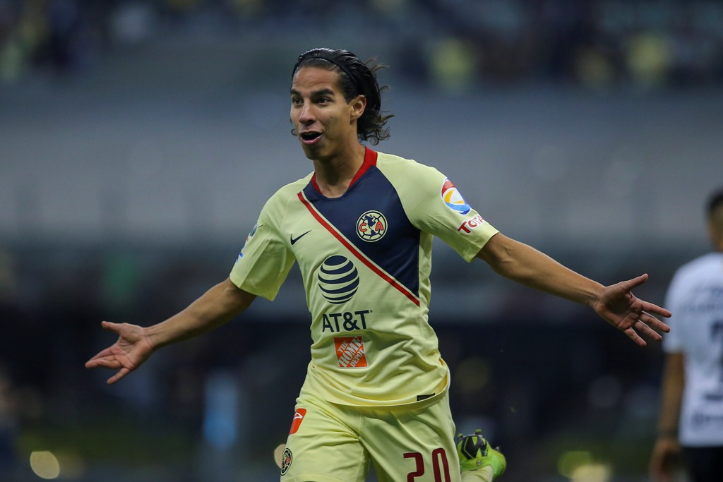 El mediocampista mexicano Diego Lainez en festejo de gol (Imago7)
