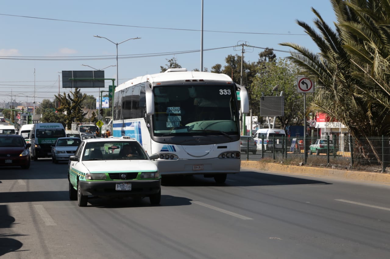 Transporte público sin afectación por desabasto de combustible. (Jorge Sánchez)