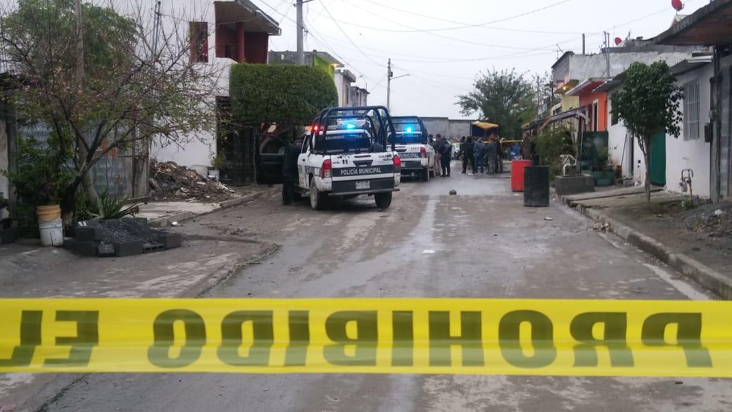 La víctima fue identificada como "El Chimuelo", de 20 años. (Israel Santacruz)