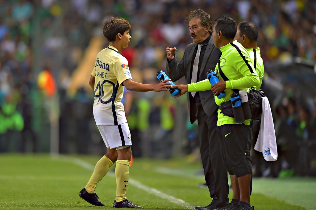 Diego Lainez y La Volpe en el América (Mexsport)