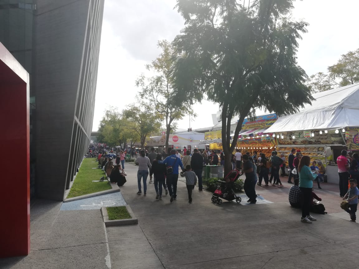 Bajan ventas en feria de León