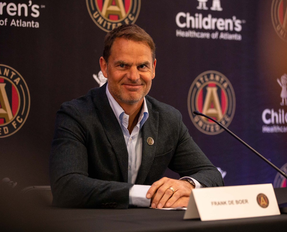 Frank de Boer, nuevo director técnico del Atlanta United (Twitter @ATLUTD)