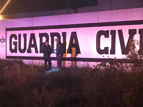 En la barda perimetral fueron localizados al menos dos impactos de bala. (Foto: Especial)