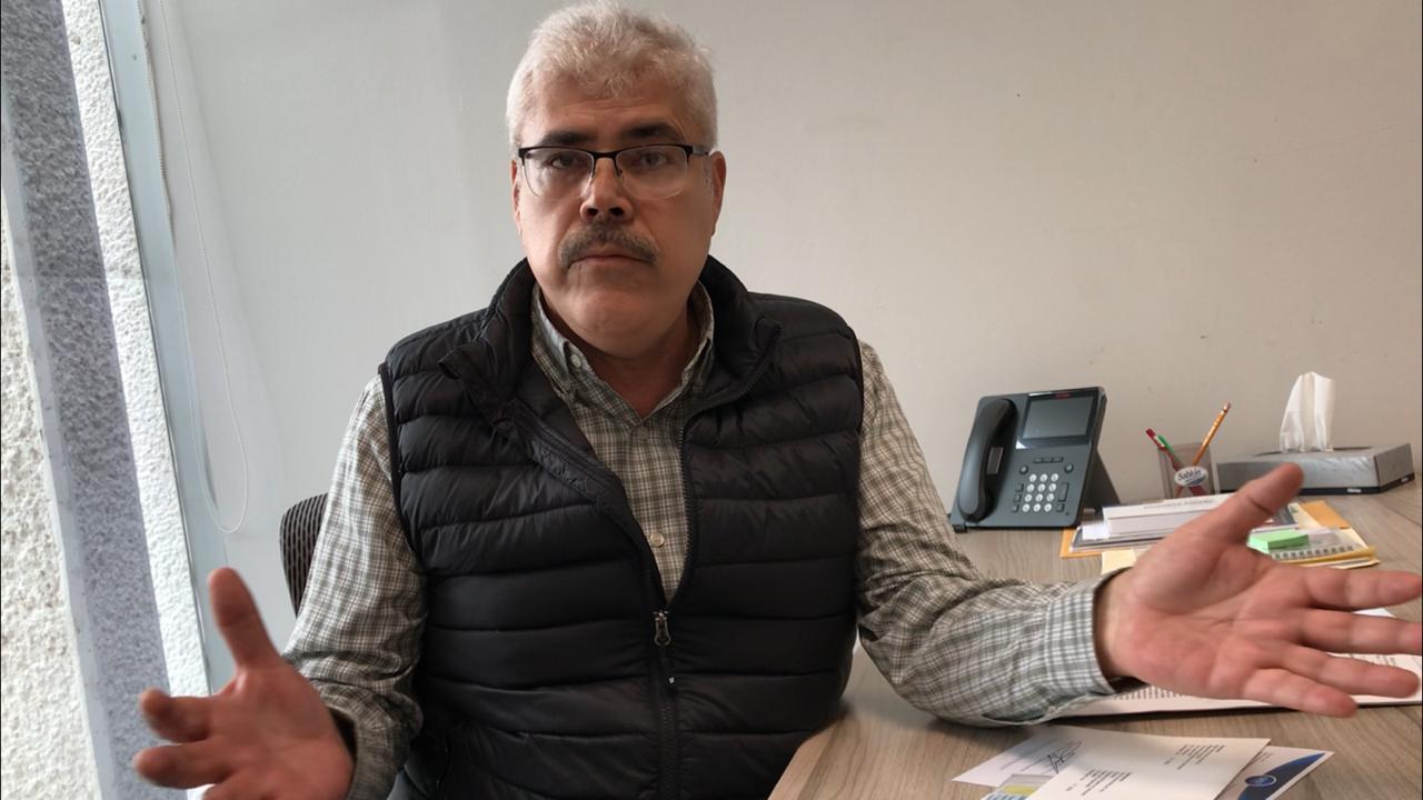 Raúl Márquez Albo,  secretario de la Comisión de Gobernación y Puntos Constitucionales