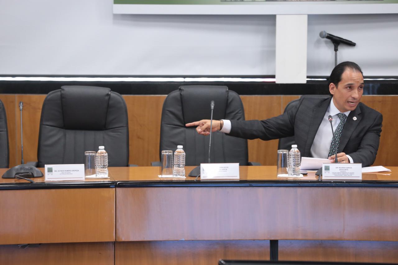 Titulares de Sener y Pemex dejan plantados a legisladores en el Congreso (Jesús Quintanar)