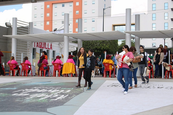 Familias aprovecharon entrada gratuita a feria (Dany Béjar)