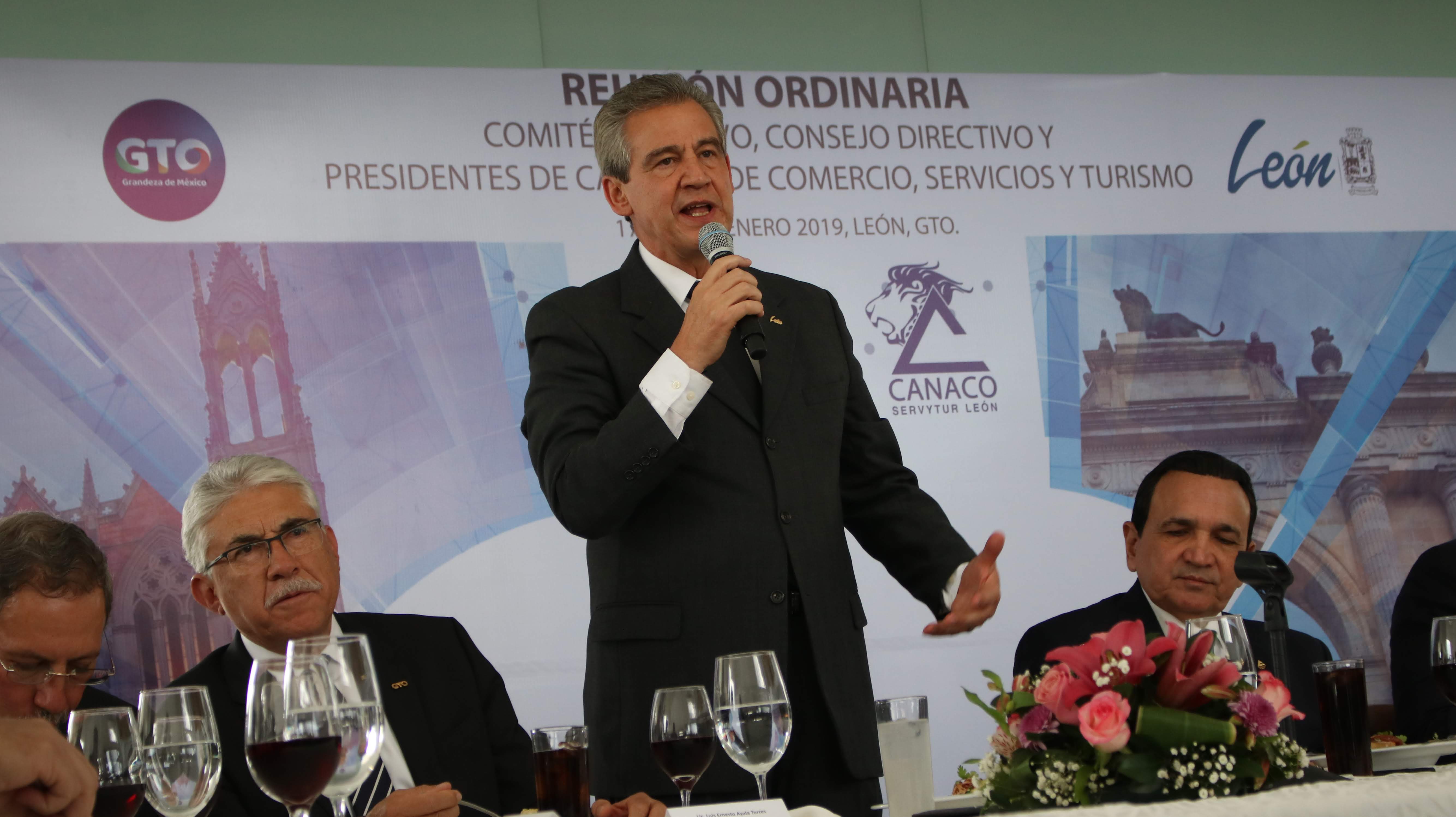 Héctor López Santillana, Alcalde de León.