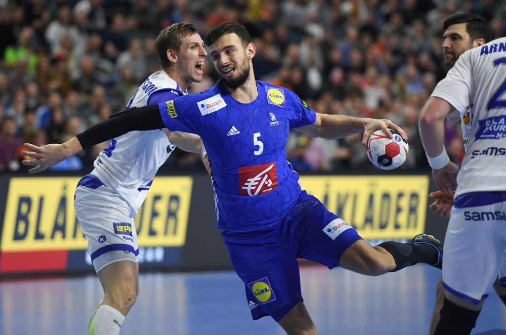 Francia tuvo un importante triunfo ante Islandia (AFP)