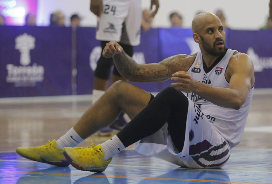 A pesar de la derrota, se nota la mano del nuevo head coach, pues el funcionamiento del equipo ha tenido una notoria mejoría. (Manuel guadarrama/Archi