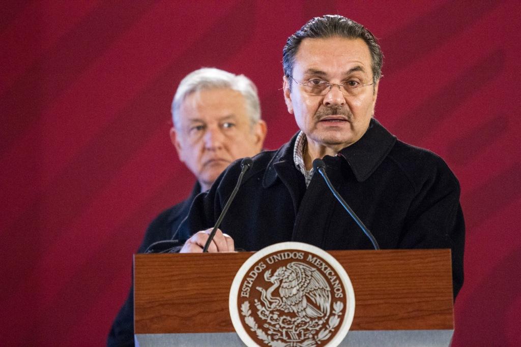 El director de Pemex, Octavio Romero Oropeza, y el presidente López Obrador (Cuartoscuro)