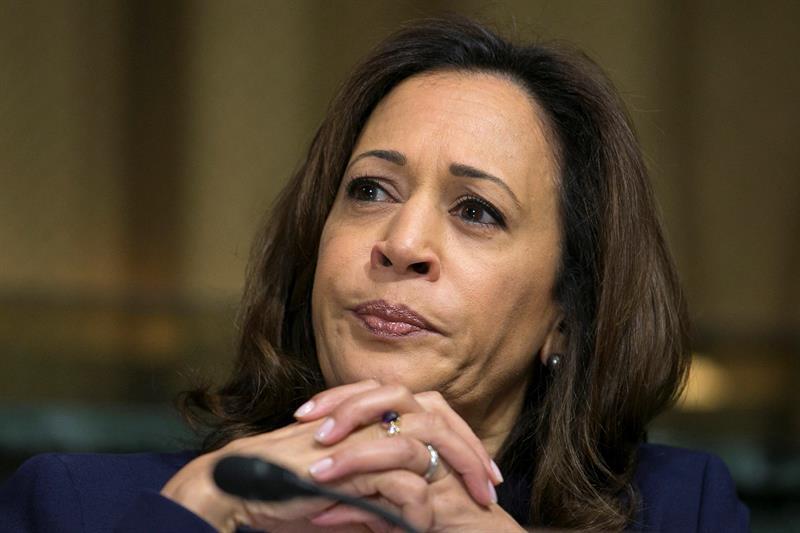 La senadora Kamala Harris, durante una sesión del Comité Judicial del Senado, en Washington. (EFE)