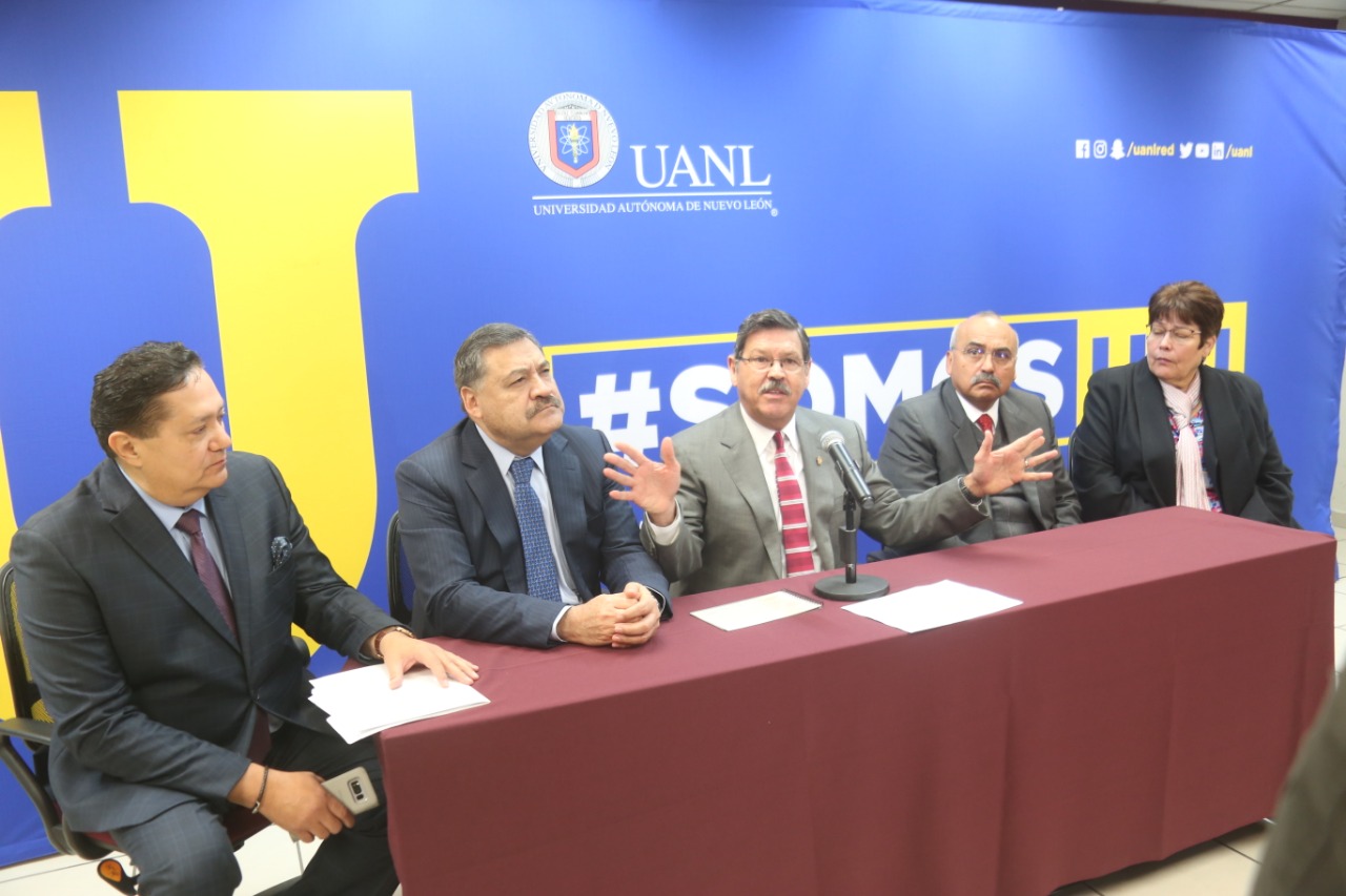 La UANL será parte importante para combatir la contaminación. Foto: Raúl Palacios