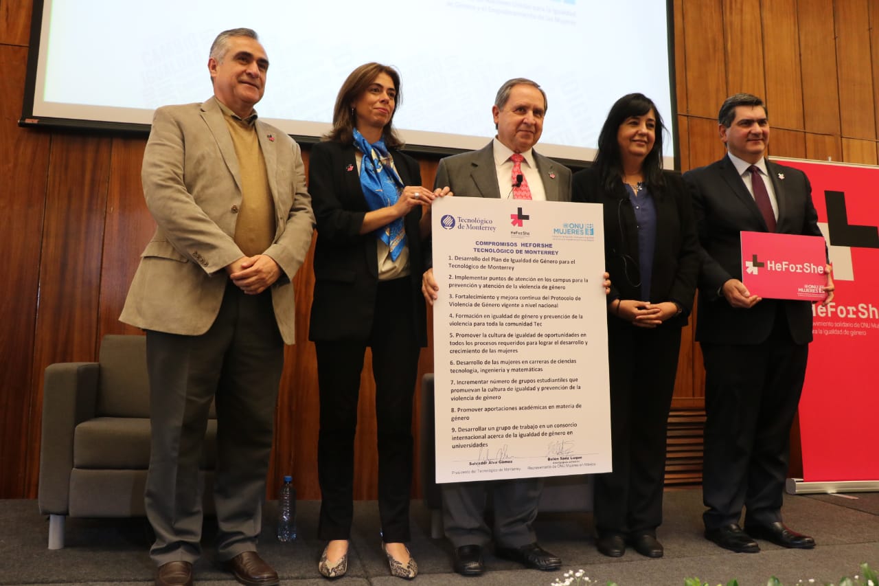 La representante de ONU Mujeres precisó que en México el 66 por ciento de la población femenina manifestó haber sido víctima de violencia. Foto: Espec