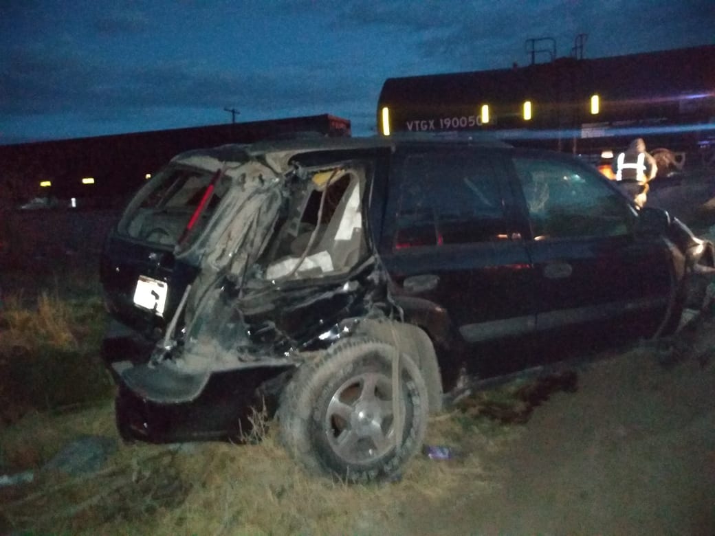 Brenda del Carmen Muñiz de 30 años se dirigía a su trabajo, al llegar a las vías no se percató de la locomotora, provocando el accidente. (Especial)