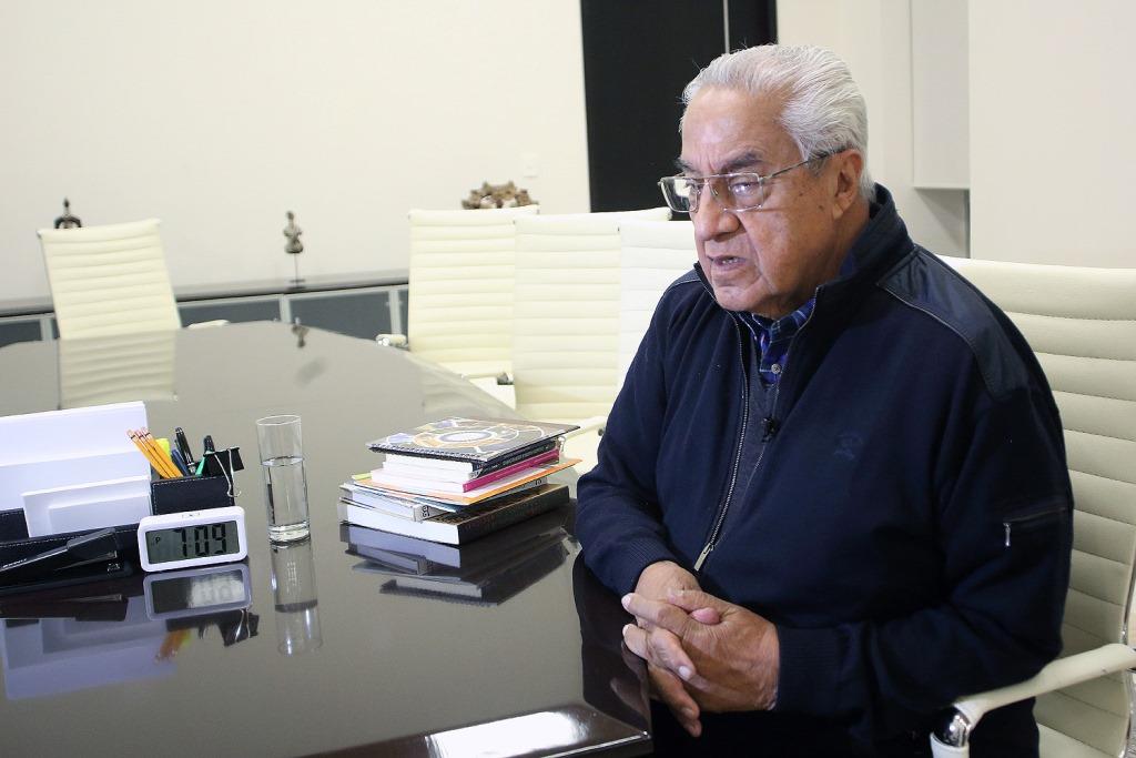 Mandatario interino, Guillermo Pacheco Pulido (Andrés Lobato)