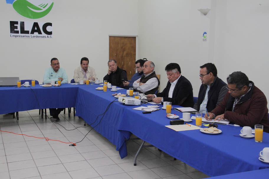 Miembros del CLIP expusieron temas vinculados con la infraestructura, así como al desarrollo económico de La Laguna. (Manuel Guadarrama)
