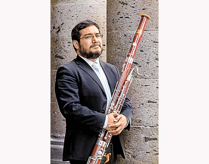 "Retratos musicales de fagot" reúne obras adaptadas para fagot de Manuel de Sumaya, Ignacio Jerusalem, Antonio Juanas, Nicolás Olivari y otros.