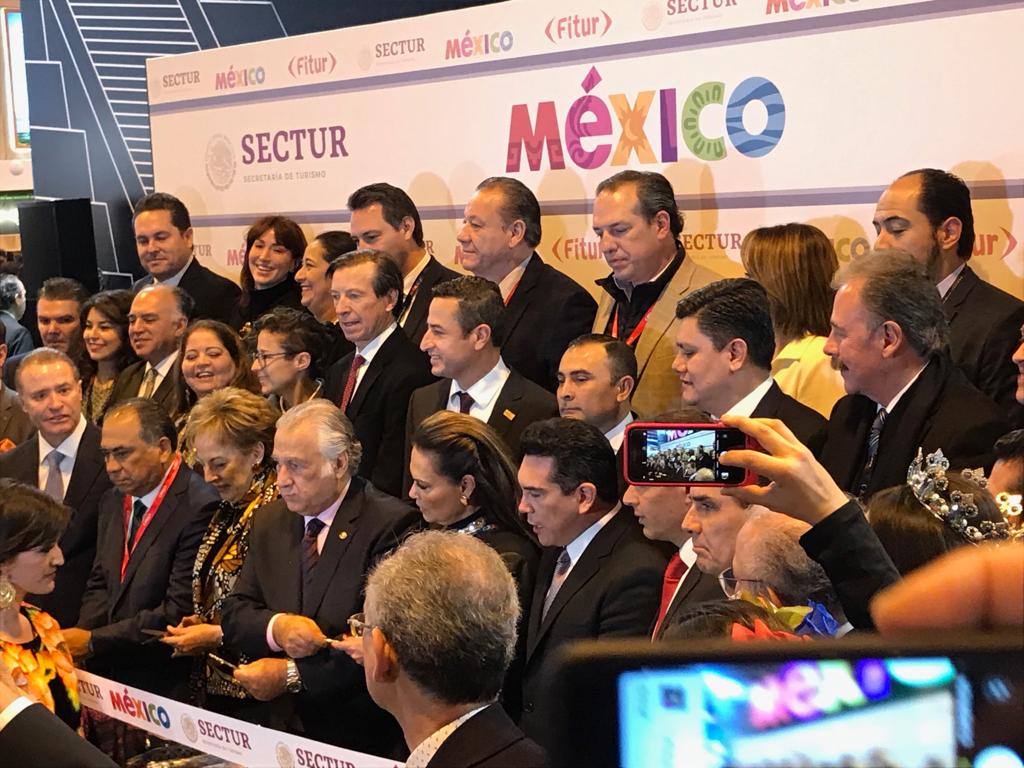 El secretario de Turismo, Miguel Torruco, en Fitur (Foto: Especial)