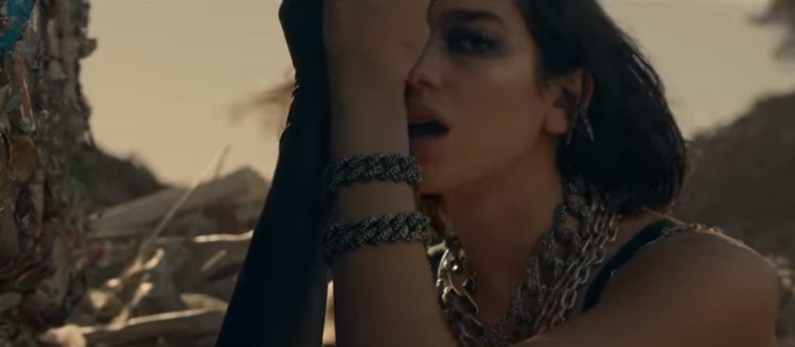 Dua Lipa estrena su sencillo  “Swan Song” (Foto: YouTube)