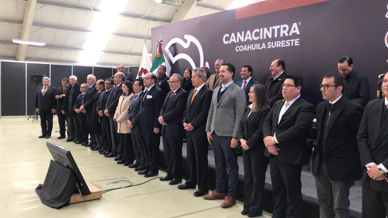 Everardo Padilla Flores asume por tercer periodo la presidencia de Canacintra. (Ana Ponce)