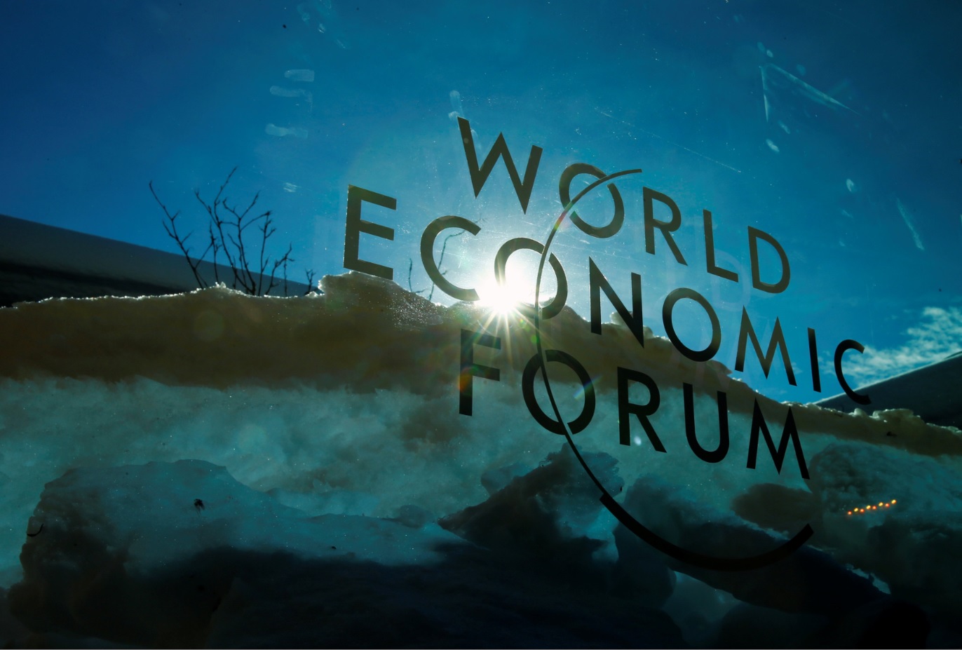 El Foro Económico Mundial cada año reúne miles de empresarios en los Alpes suizos. (Foto: Reuters)